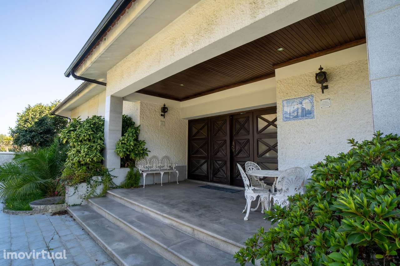 Moradia T7 com jardim e garagem – Vila de Punhe, Viana do Castelo - Grande imagem: 2/11