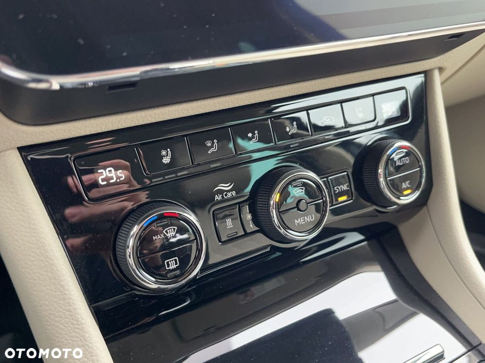 Skoda Superb 2.0 TDI SCR 4x4 L&K DSG - 33