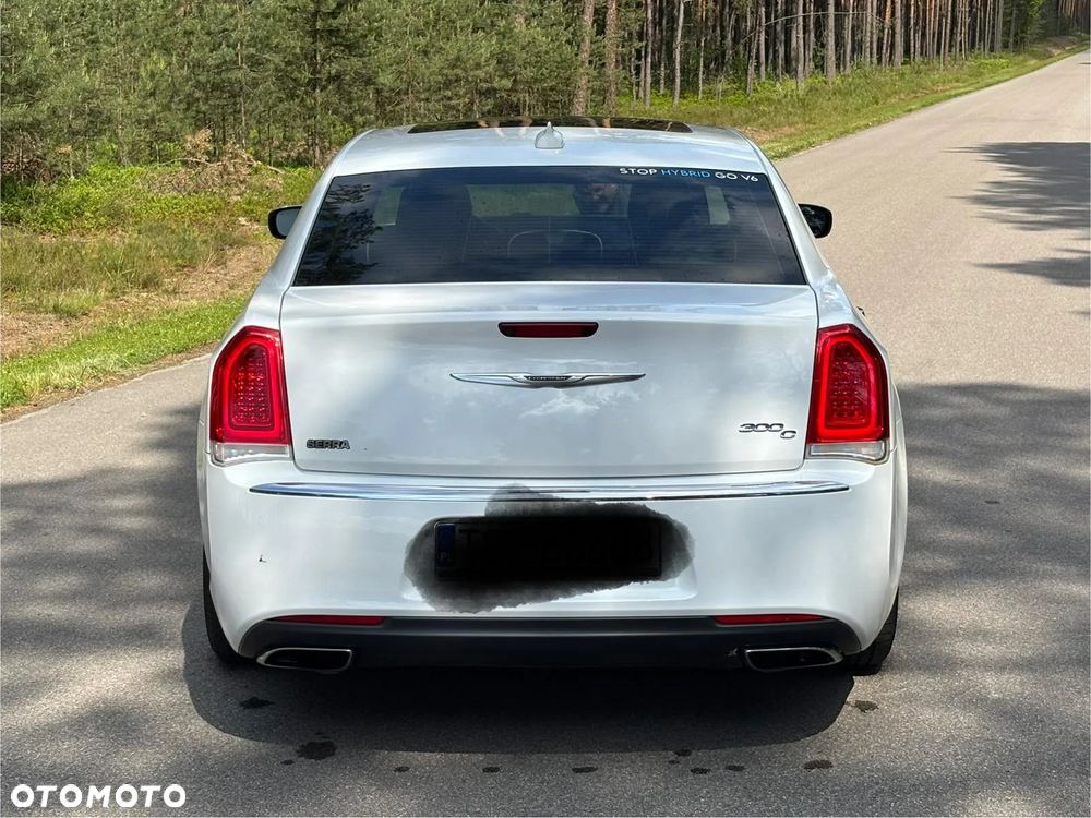 Chrysler 300C - 5