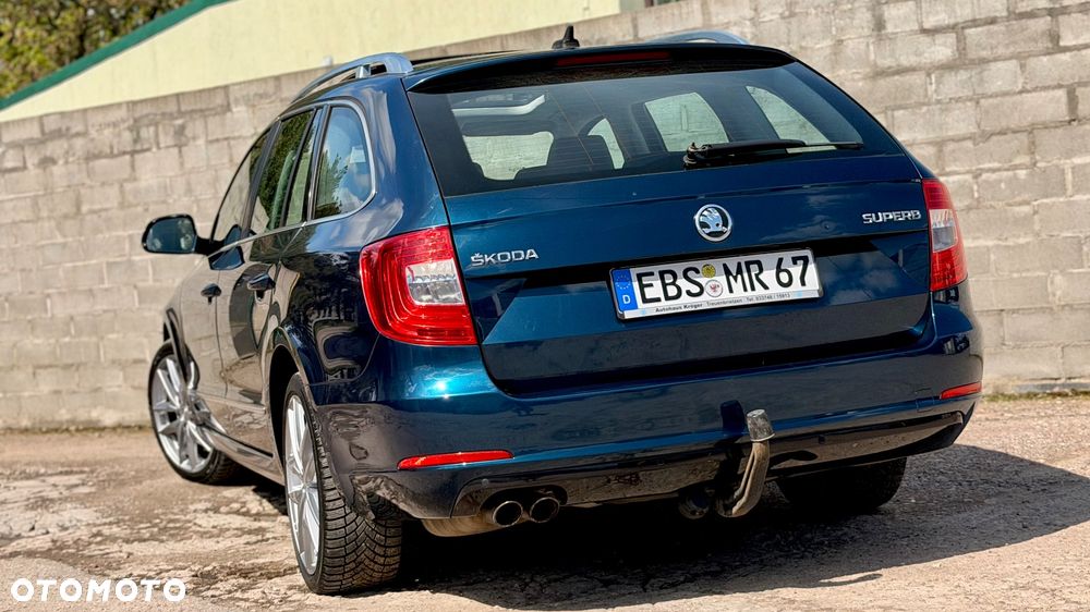 Skoda Superb 2.0 TDI DSG Exclusive - 12