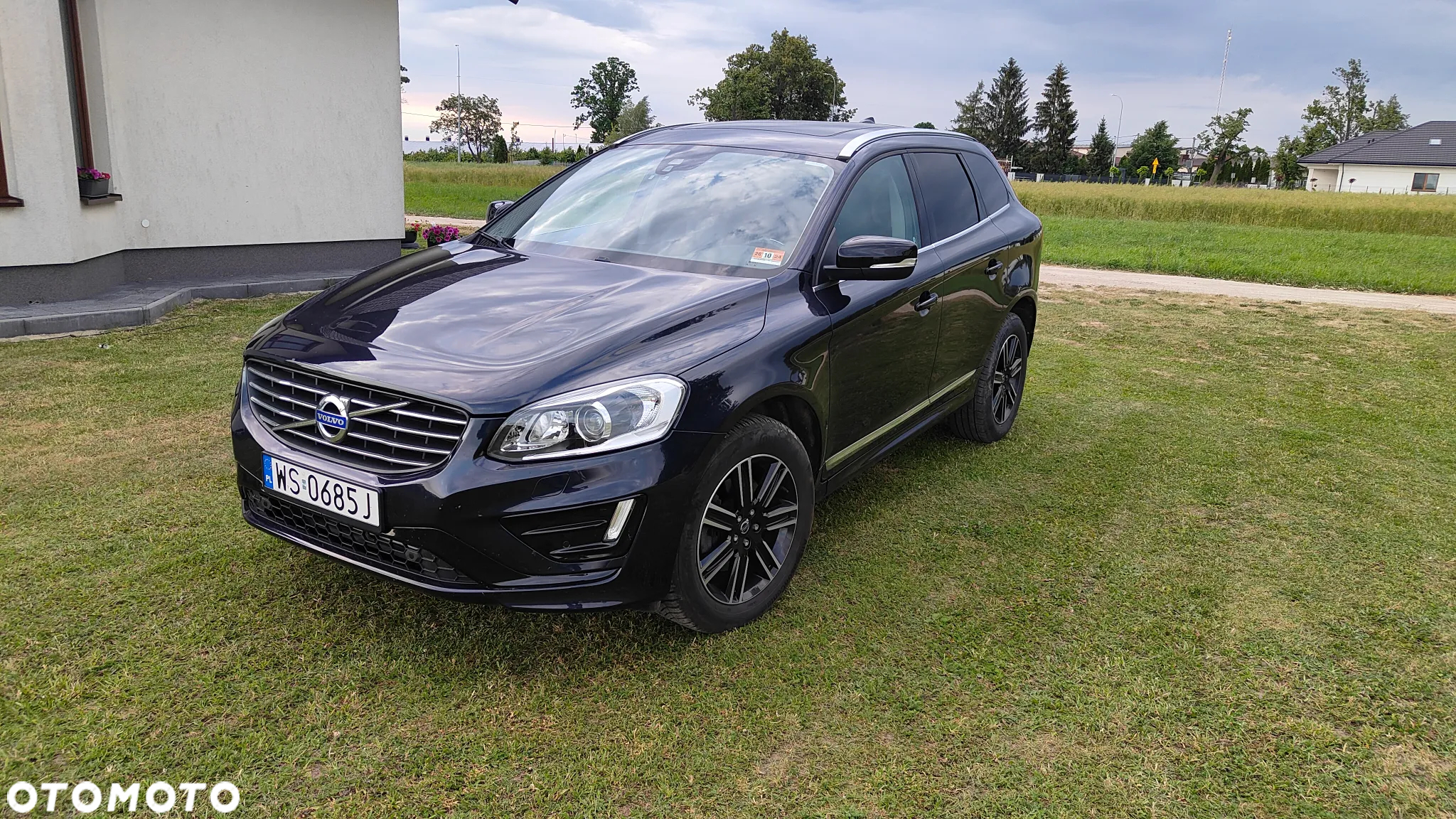 Volvo XC 60 T5 Drive-E R-Design Summum - 2
