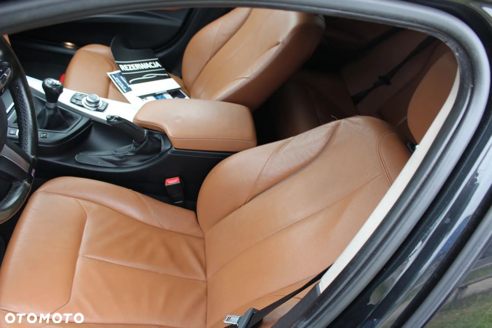 BMW Seria 3 316d Luxury Line - 13