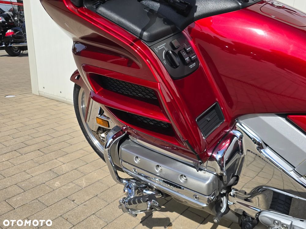 Honda GL - 8