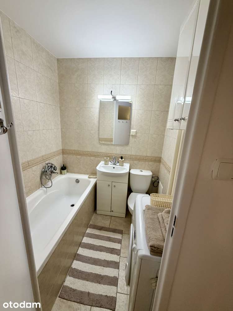 Przytulne 42 m², 2 osobne pokoje, osobna kuchnia, balkon | Bielany