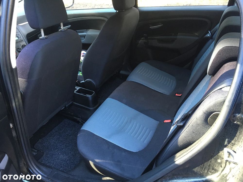 Fiat Punto - 22