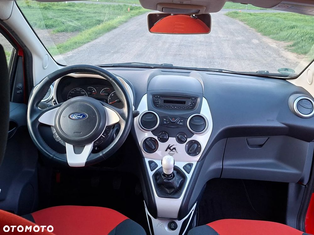 Ford KA 1.2 Titanium - 13