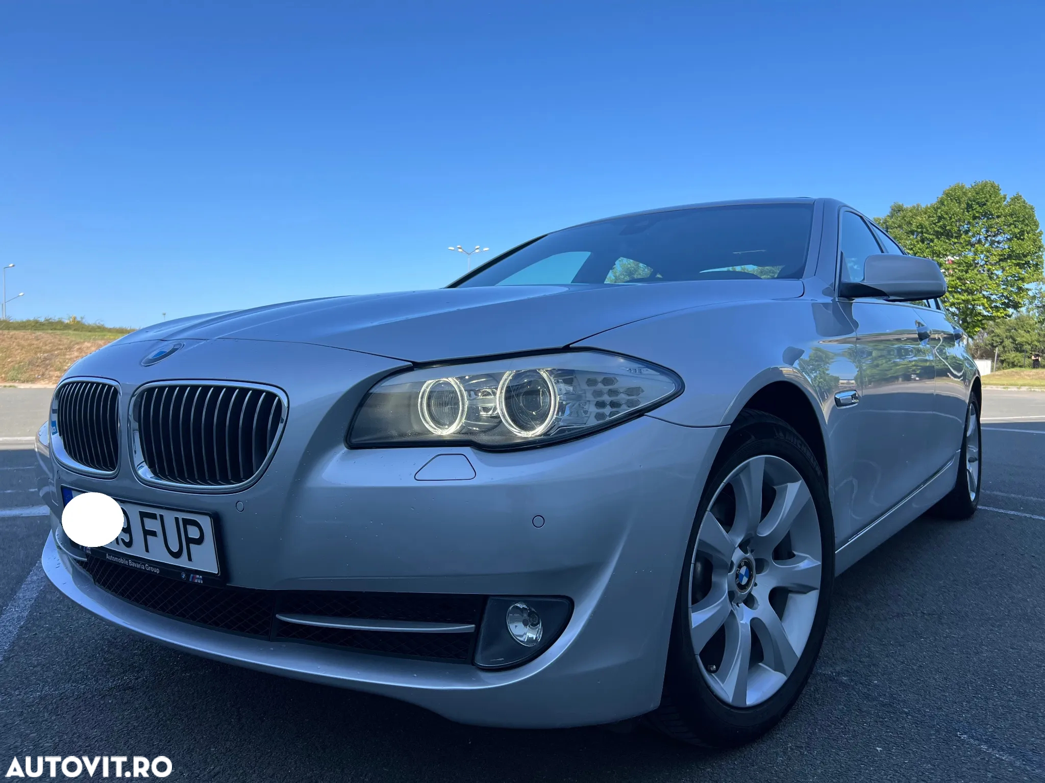 BMW Seria 5 520d - 13