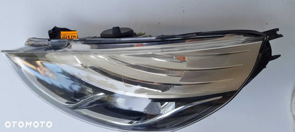 RENAULT Clio IV Lampa Reflektor r12-18 Lewa Kraków Pęknięcie