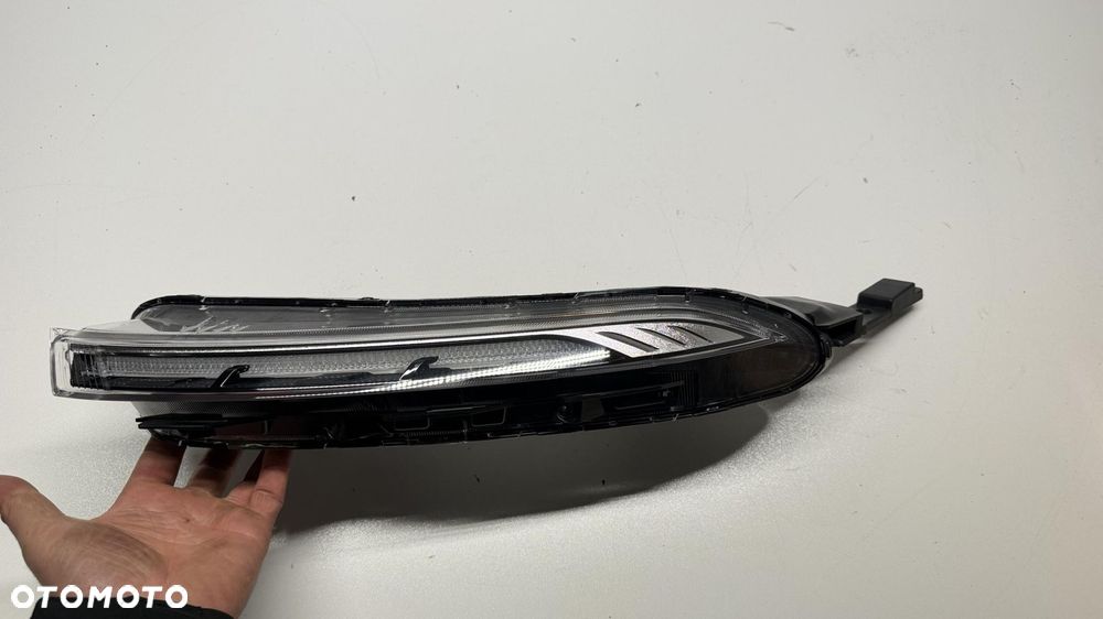 LAMPA LEWA PRZEDNIA GÓRNA HYUNDAI BAYON NOWA OEM  92207Q0500 - 4