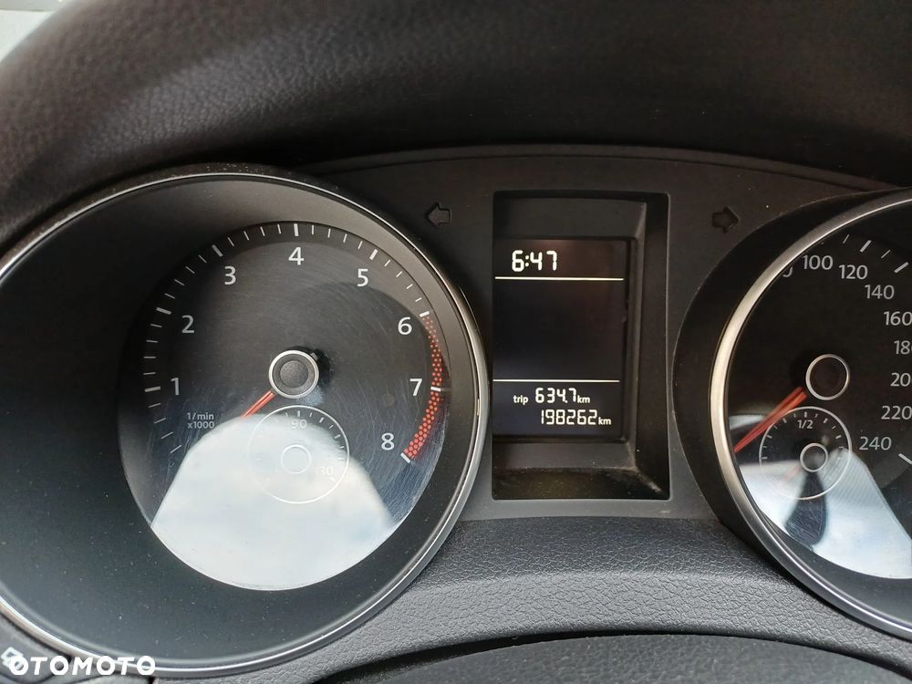 Volkswagen Golf - 15