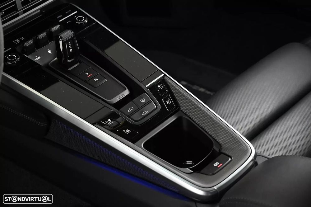 Porsche 911 (992) - 29