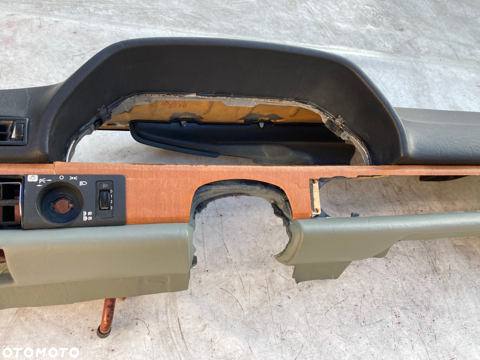 MERCEDES W126 DESKA KONSOLA KOKPIT PULPIT PÓŁKA PARAPET regeneracja naprawa DESKI RETRO ZABYTKOWYCH SAMOCHODÓW - 10
