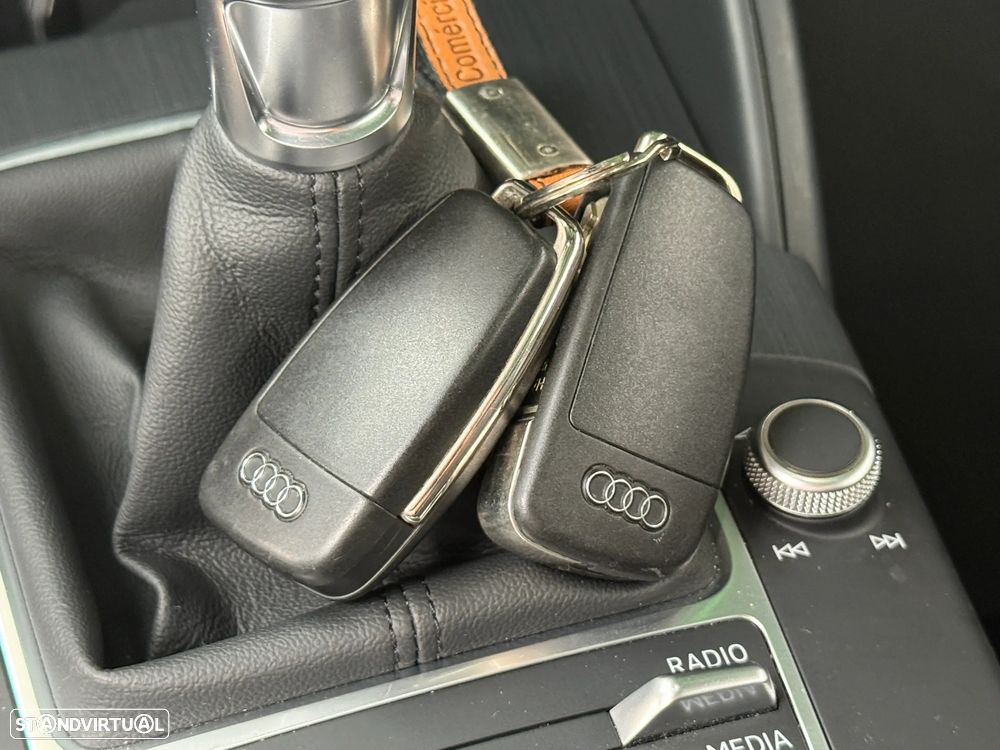 Audi A3 Cabrio 1.6 TDi S-line - 55