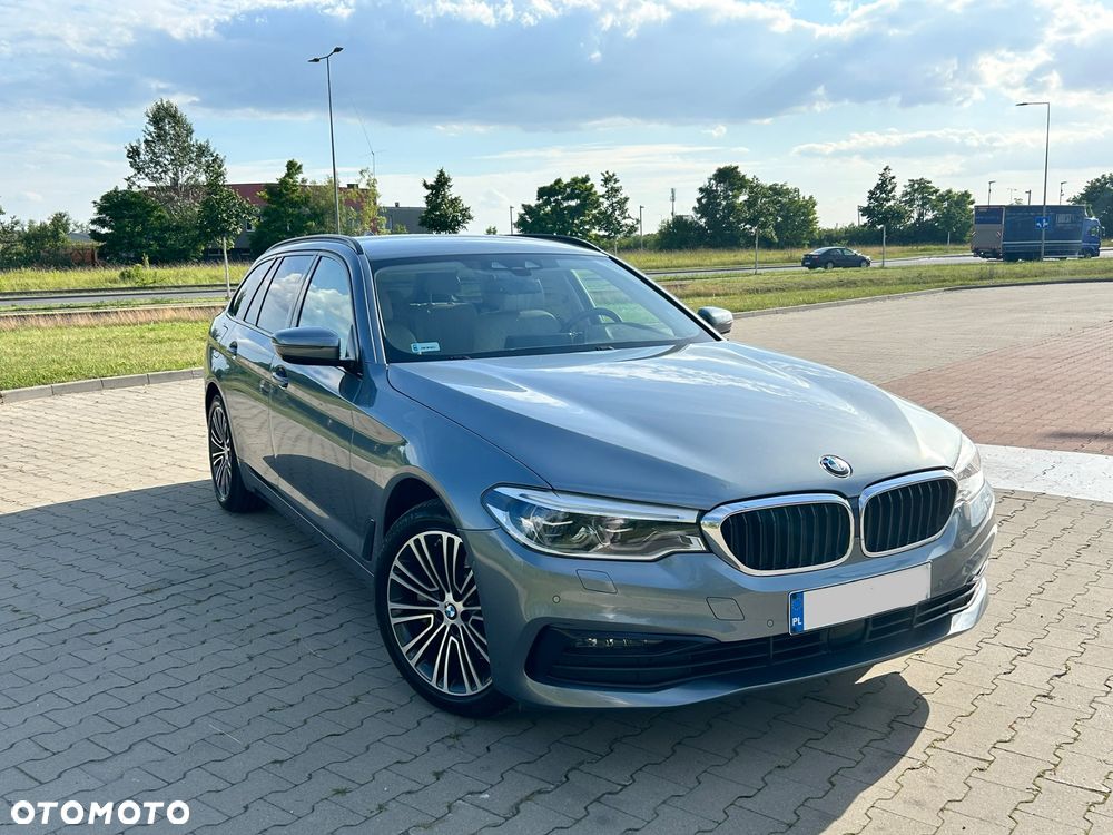 BMW Seria 5 530i xDrive Sport Line sport - 5