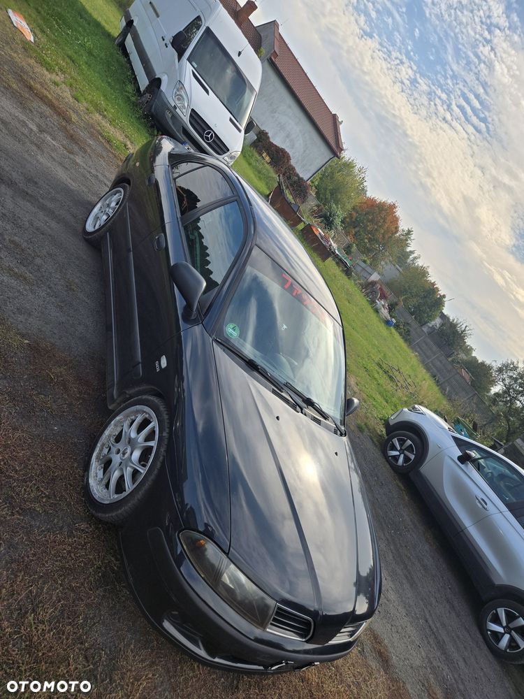 Mitsubishi Carisma