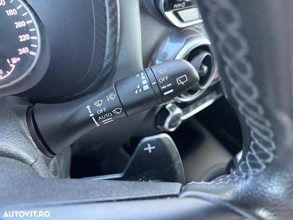 Nissan Juke 1.0 DIG-T DCT N-Connecta - 16