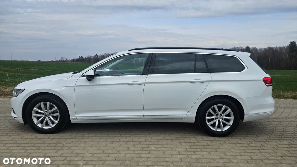 Volkswagen Passat - 6