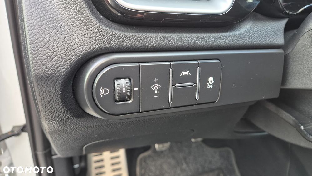 Kia Ceed 1.4 T-GDI L Business Line Plus - 12