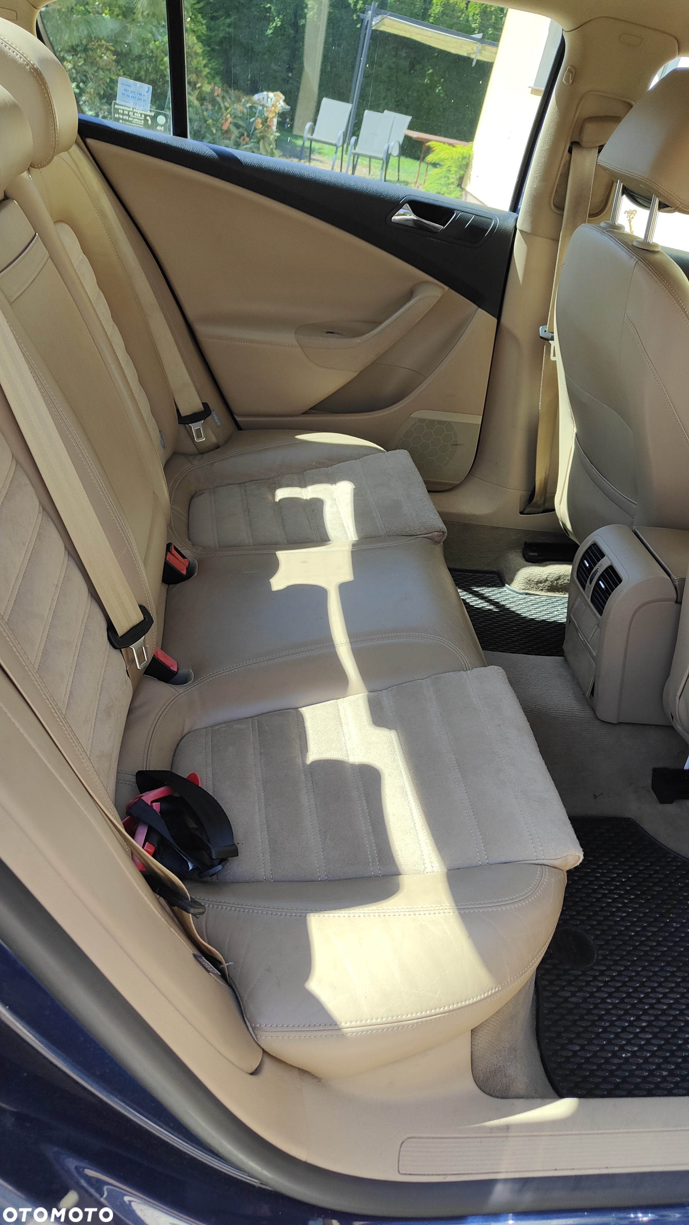 Volkswagen Passat 2.0 TDI Highline - 15