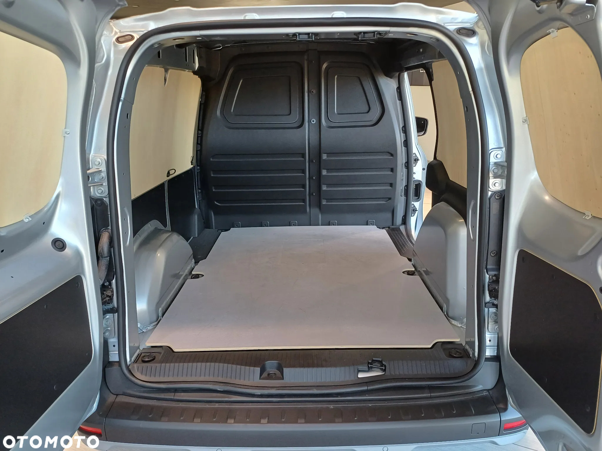 Nissan Townstar - 8