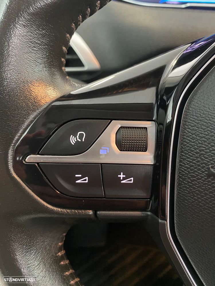 Peugeot 3008 1.5 BlueHDi Active Pack - 33