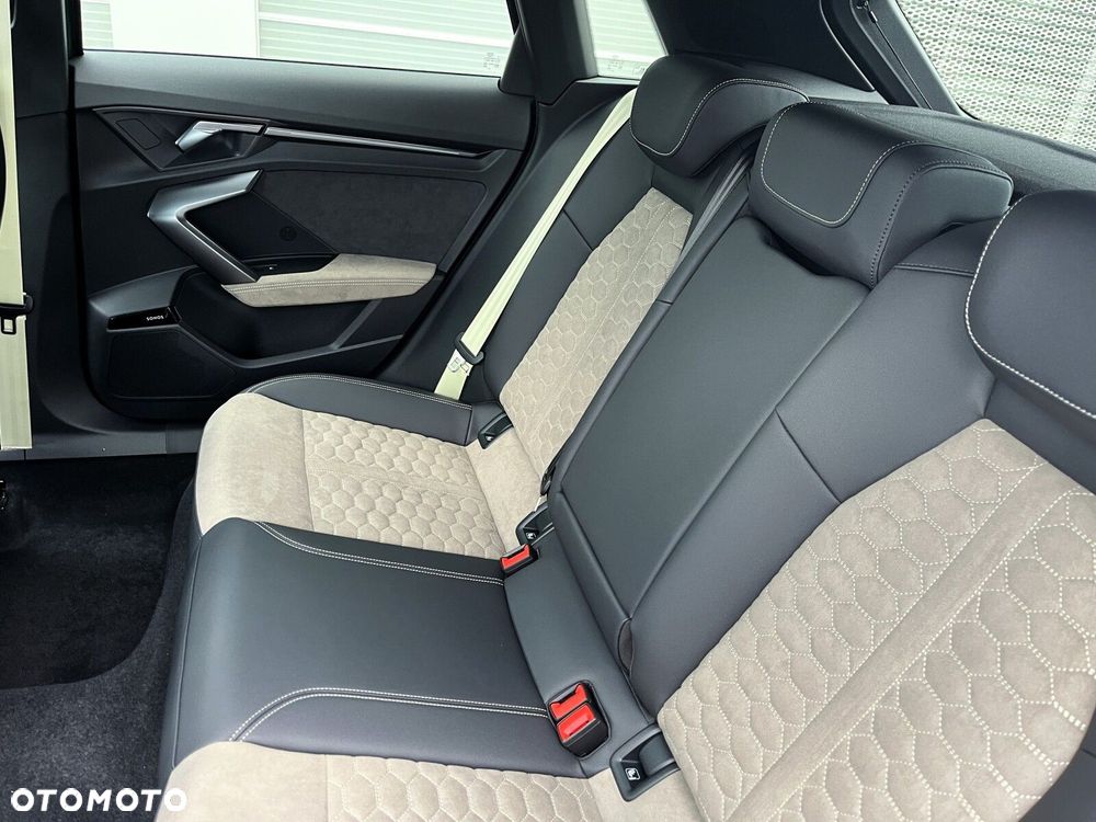 Audi RS3 Sportback - 24