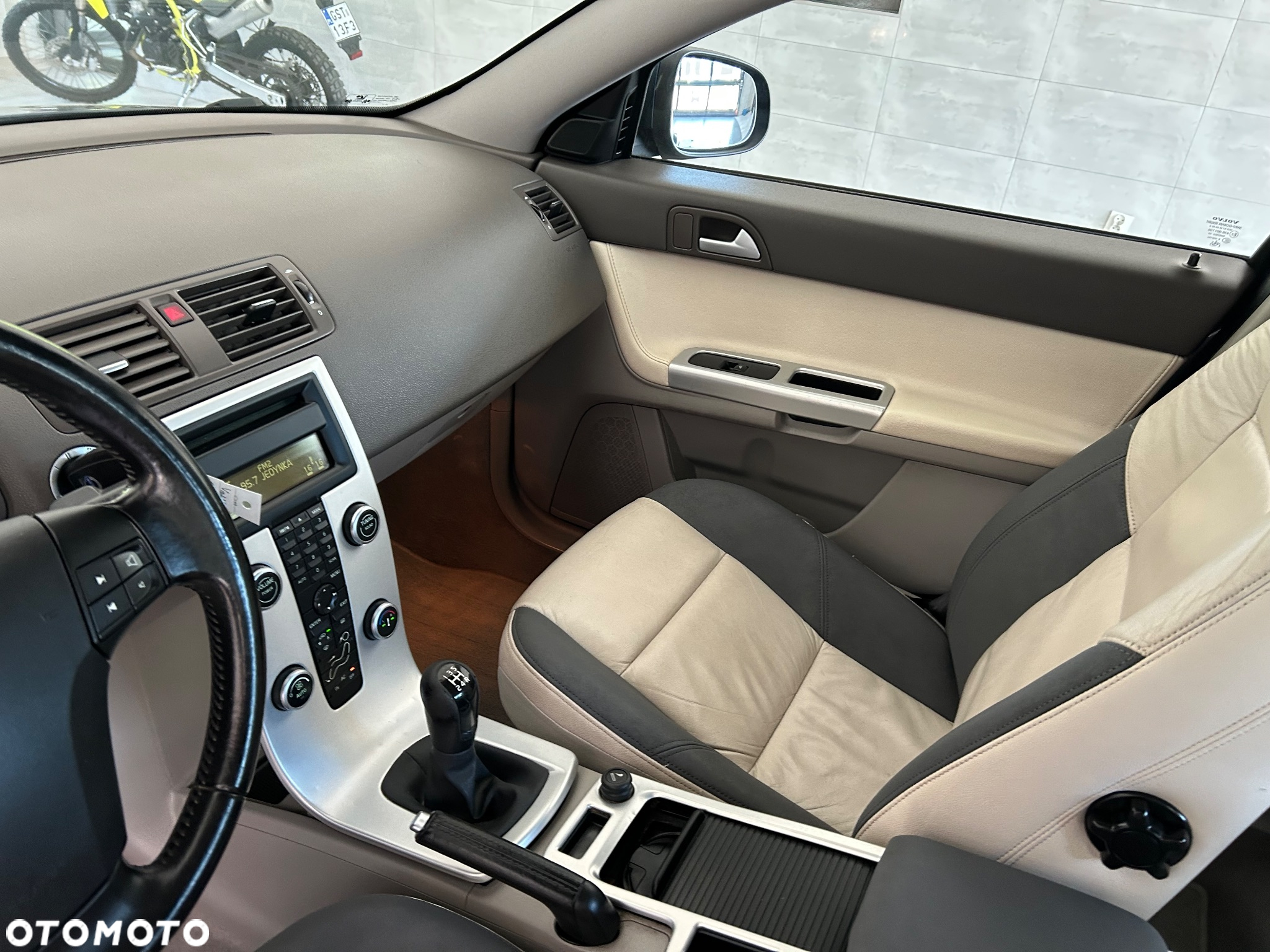 Volvo S40 1.6 Momentum - 15