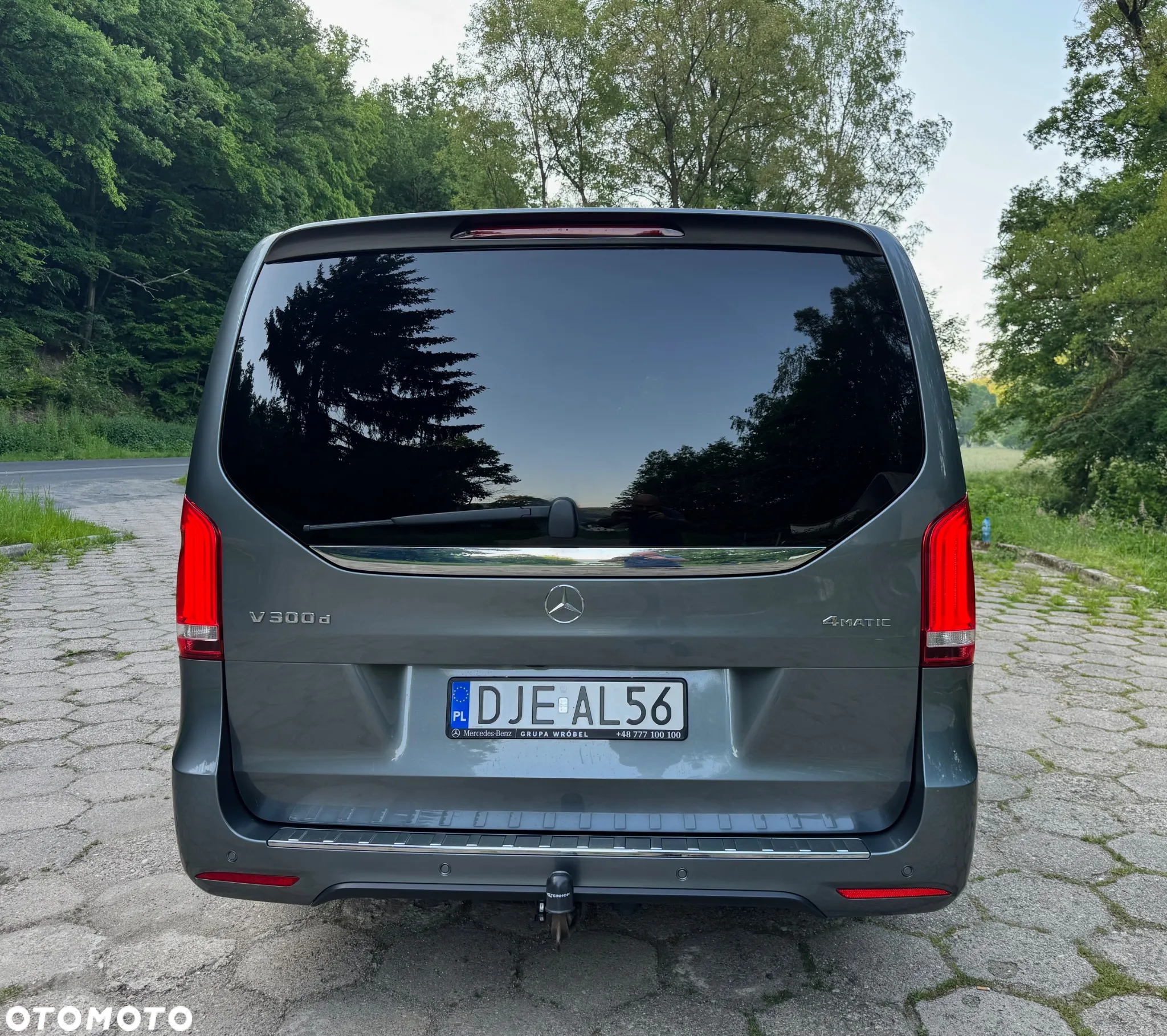 Mercedes-Benz Klasa V 300 d 4-Matic Exclusive 9G-Tronic (d³ugi) - 8