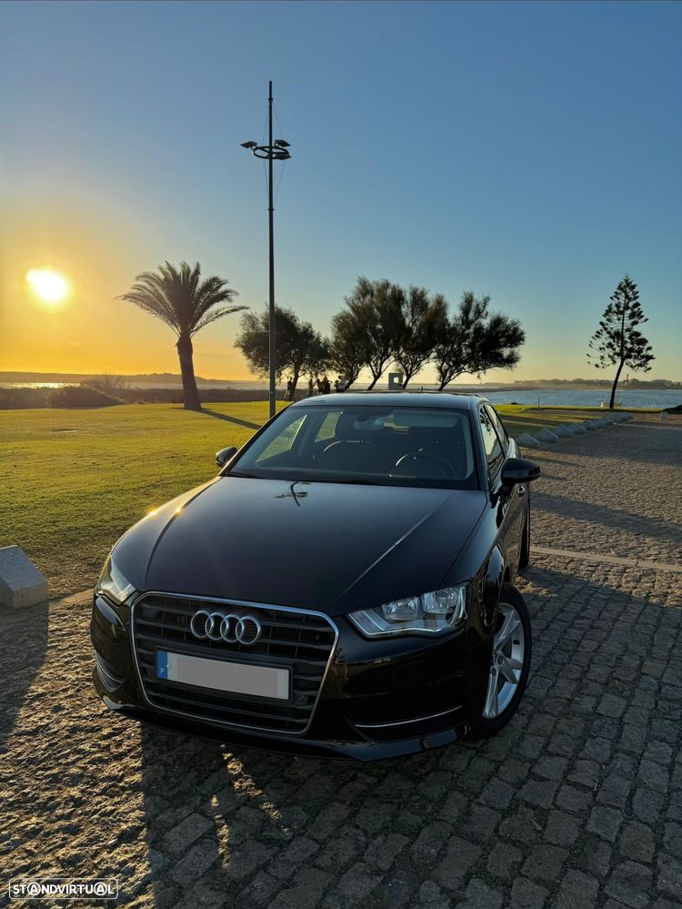Audi A3 Sportback 1.4 TFSI Ambiente - 2