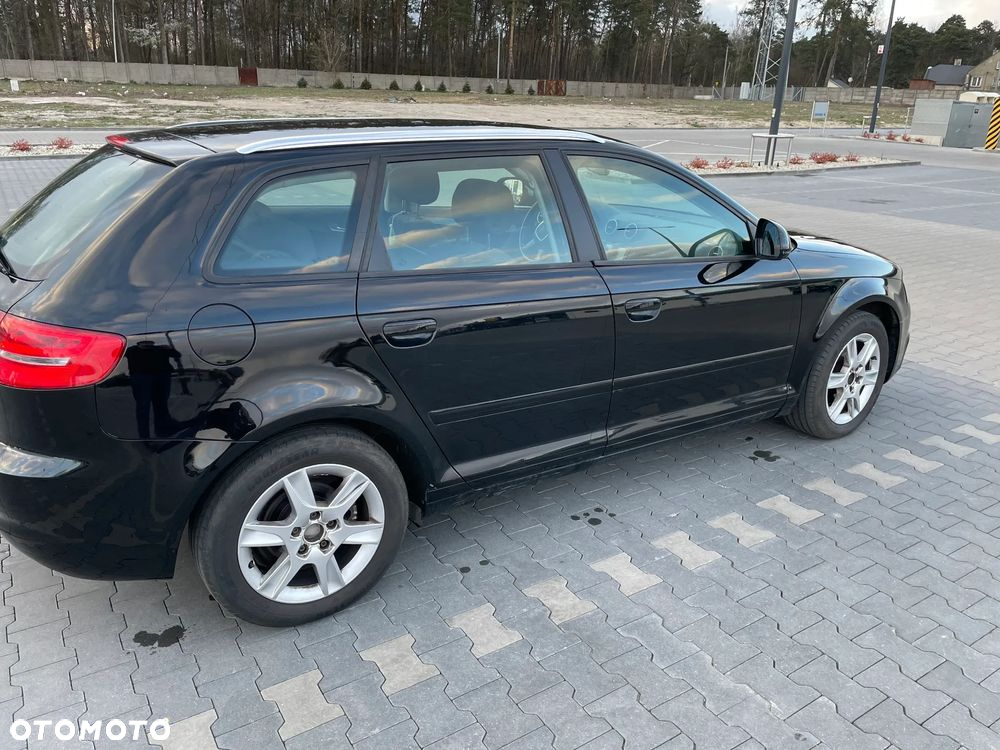 Audi A3 1.6 Attraction - 4