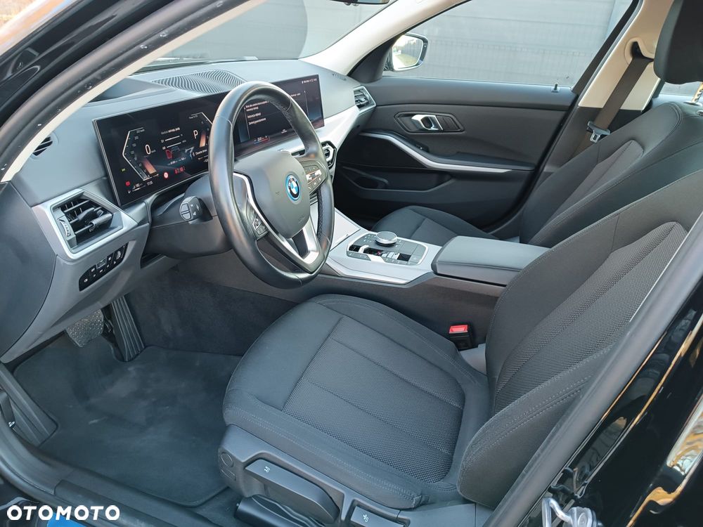 BMW Seria 3 320e Advantage - 23