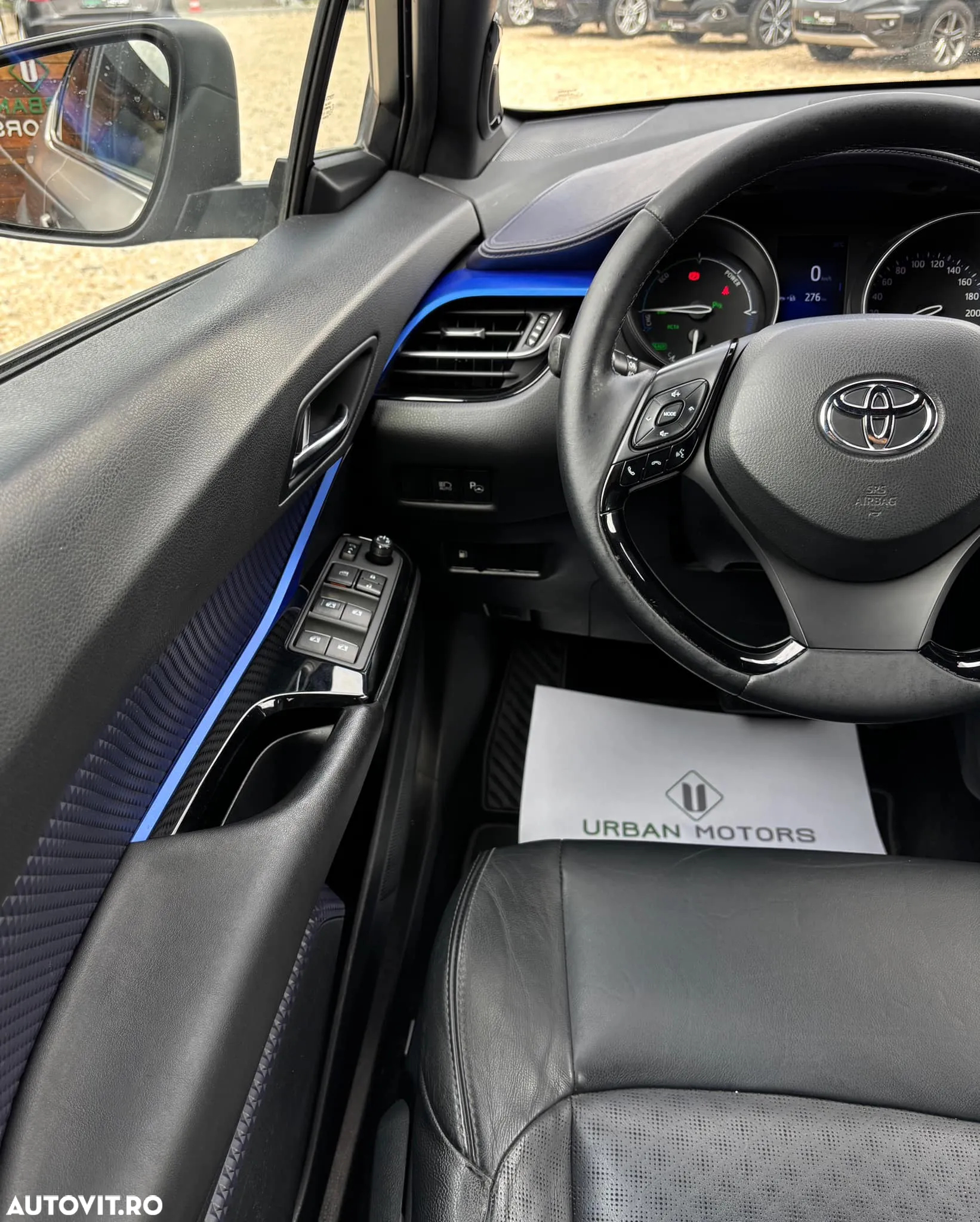 Toyota C-HR Hybrid Lounge - 13