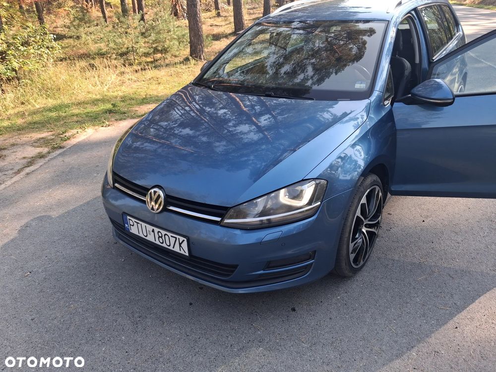 Volkswagen Golf - 6