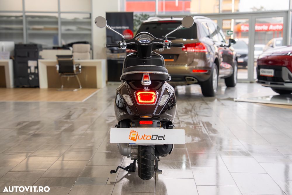 Piaggio Vespa - 12
