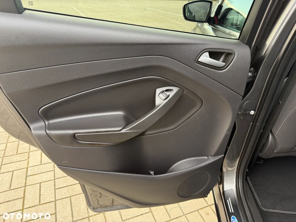 Ford Kuga 2.0 TDCi 4x4 Trend - 20