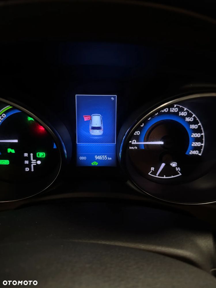 Toyota Auris - 2