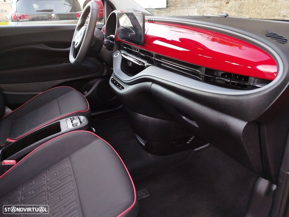 Fiat 500e 42kWh Red - 18