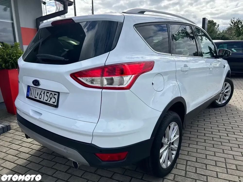 Ford Kuga 2.0 TDCi 2x4 Titanium - 8