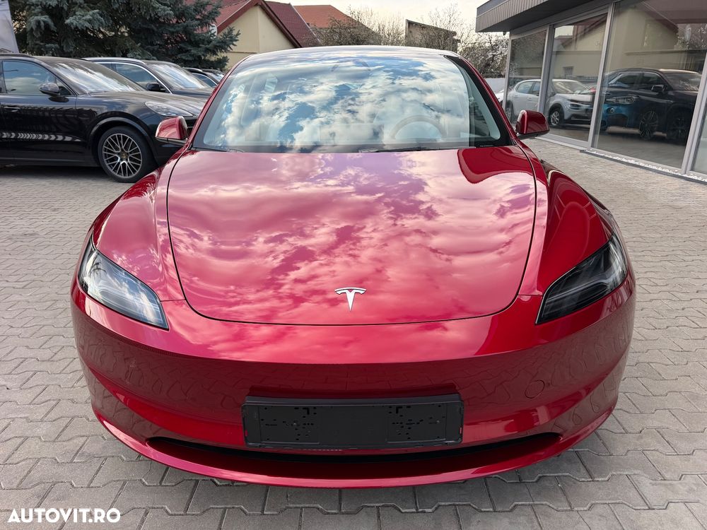 Tesla Model 3 Langstreckenbatterie Allradantrieb Dual Motor - 7