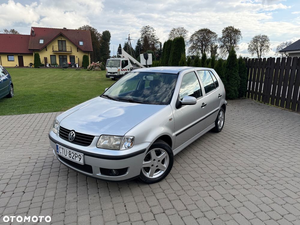 Volkswagen Polo 1.4 16V Comfortline - 14