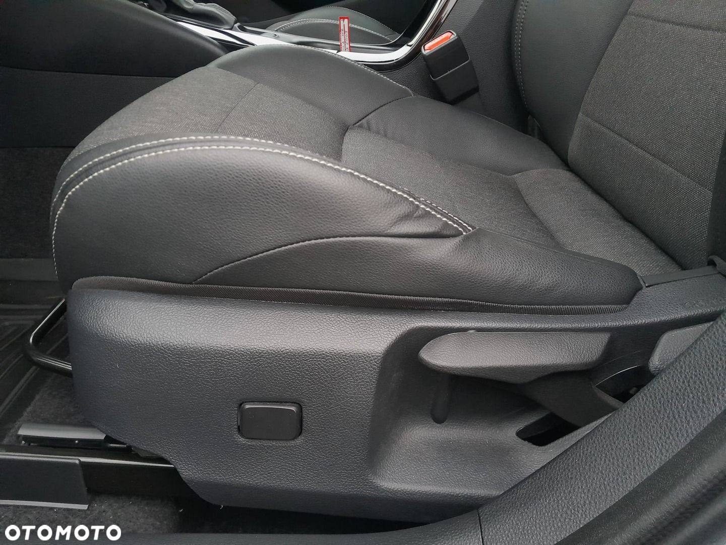 Toyota Corolla - 29