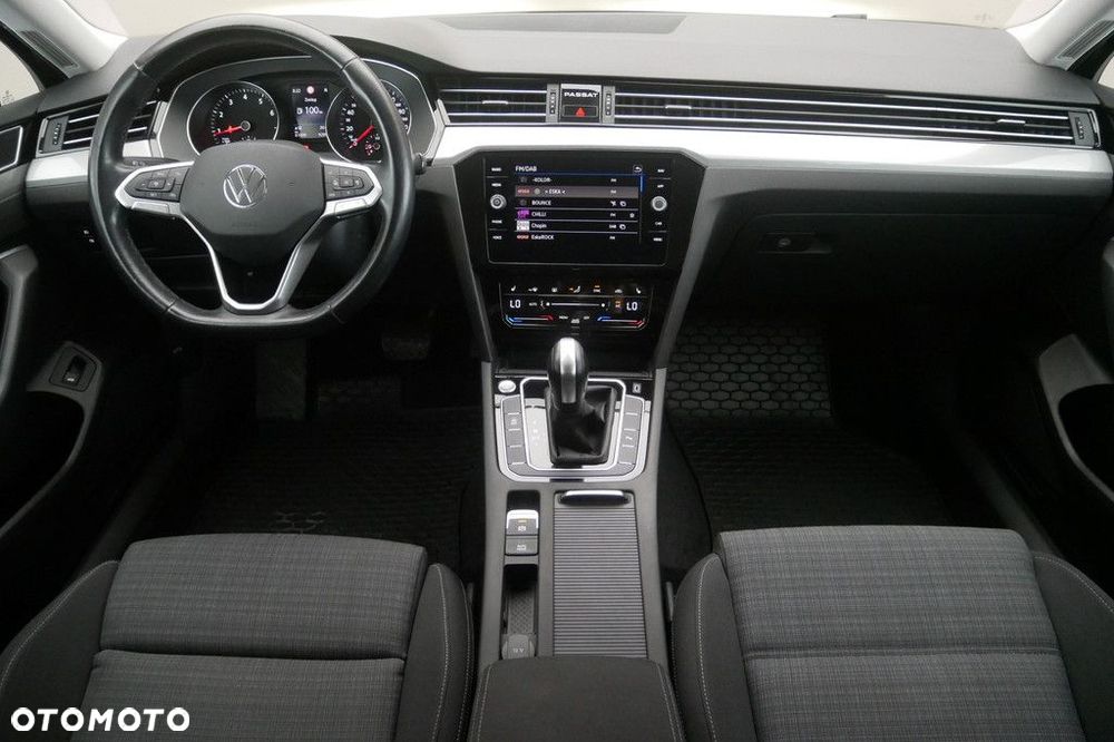 Volkswagen Passat Variant 2.0 TSI Business DSG - 8