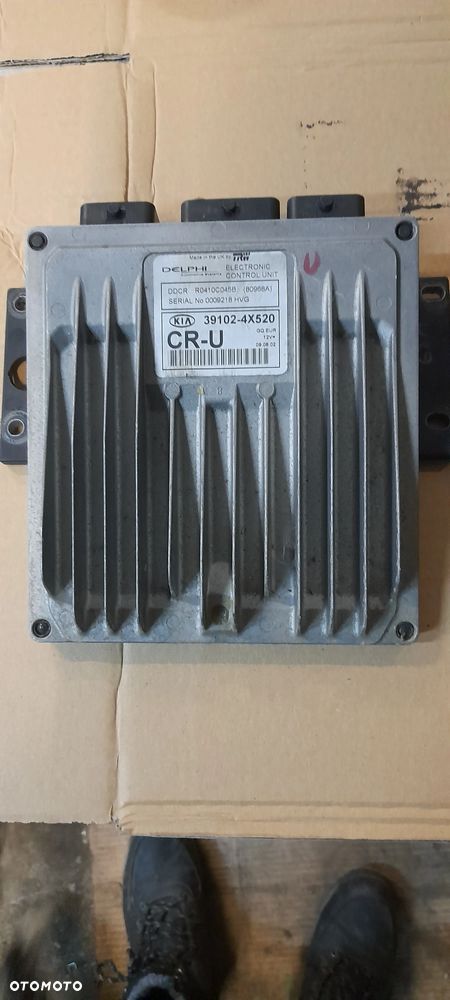 STEROWNIK SILNIKA 39102-4X520 KIA CARNIVAL 2.9 - 2