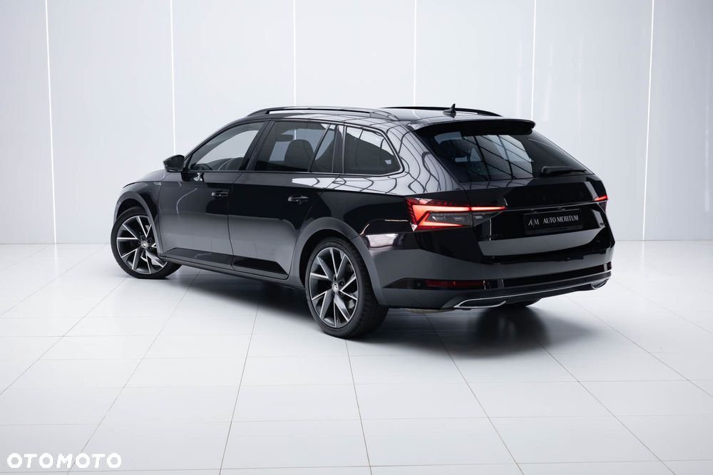 Skoda Superb 2.0 TDI 4x4 DSG Sportline - 10