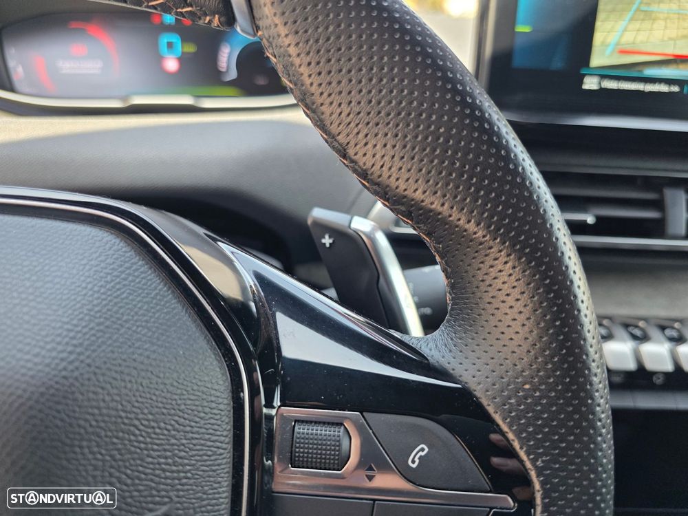 Peugeot 3008 1.6 Hybrid GT e-EAT8 - 18