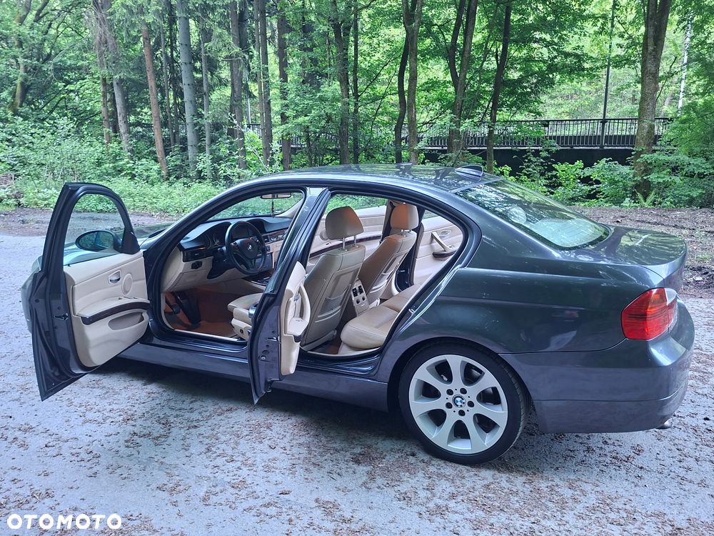 BMW Seria 3 320d - 21