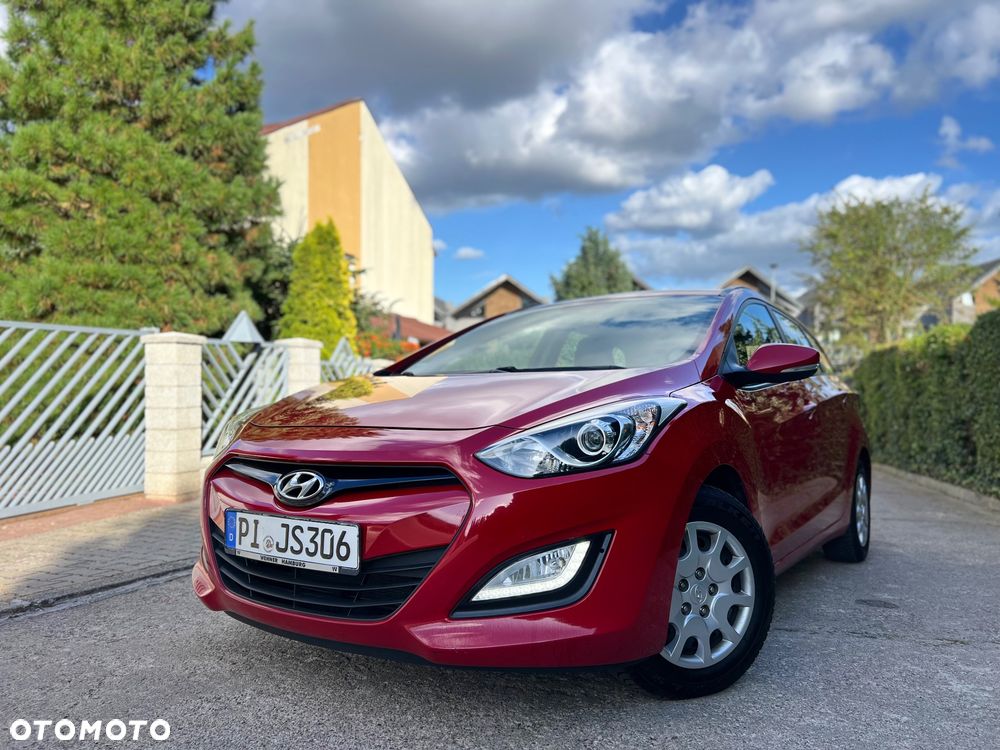 Hyundai i30 i30cw 1.4 Intro Edition - 2
