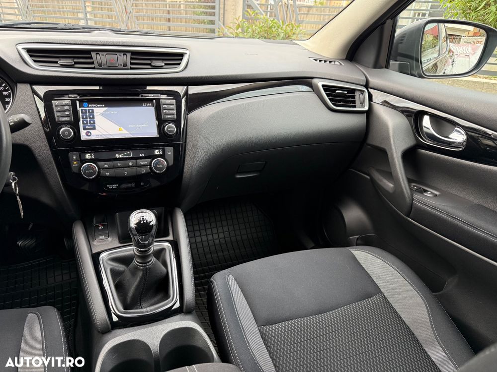 Nissan Qashqai 1.5D 114CP 2WD N-Connecta - 31