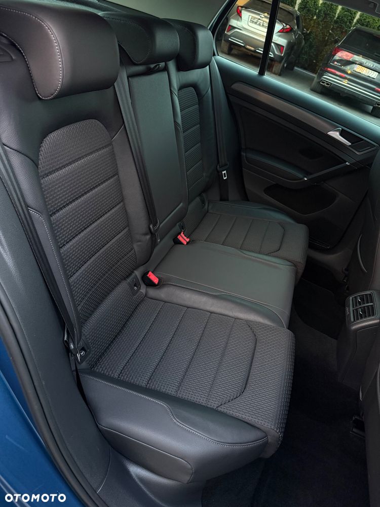 Volkswagen Golf 1.2 TSI BMT Trendline Perfectline - 27