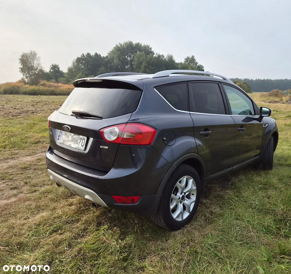 Ford Kuga - 2